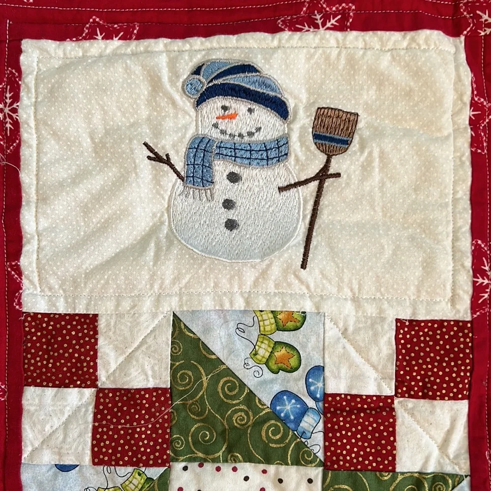 Vintage handmade snowman quilt hanging